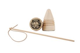 Dřevěná káča RETRO s bičíkem - Vlk pérovka